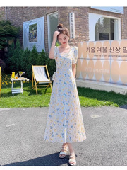 女性のためのハイエンドの花柄フレンチドレス夏 2025 新しい韓国スタイルのファッションスクエアカラーウエスト痩身 A ラインスカート