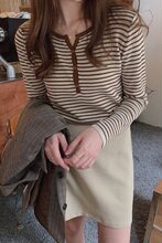 时尚洋气拼色条纹长袖t恤上衣女春季新款薄款小众百搭打底衫ins潮