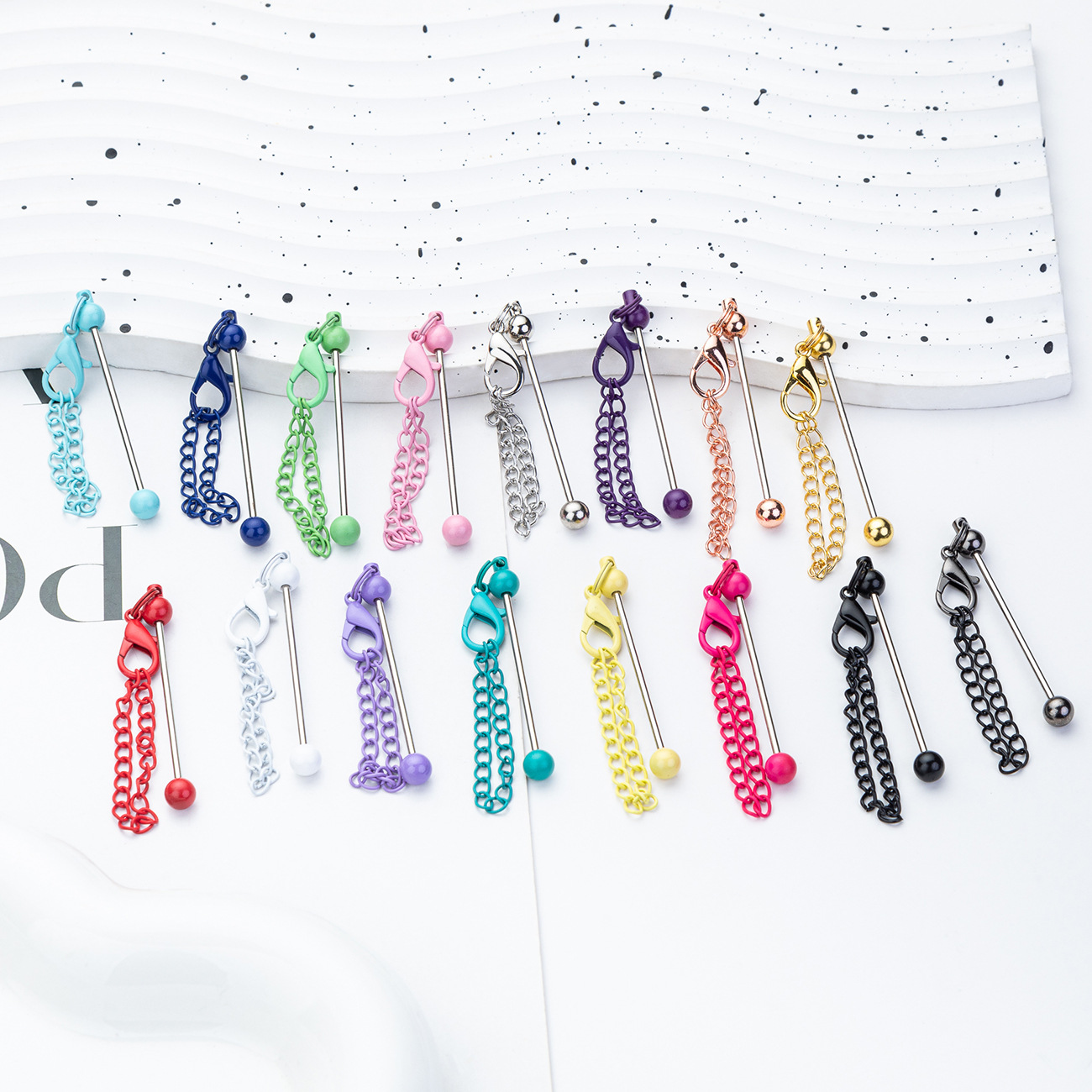 DIY Mini Beaded Keychain in stock Candy Color Keychain Wholesale Creative Handmade Beaded Metal Keychain