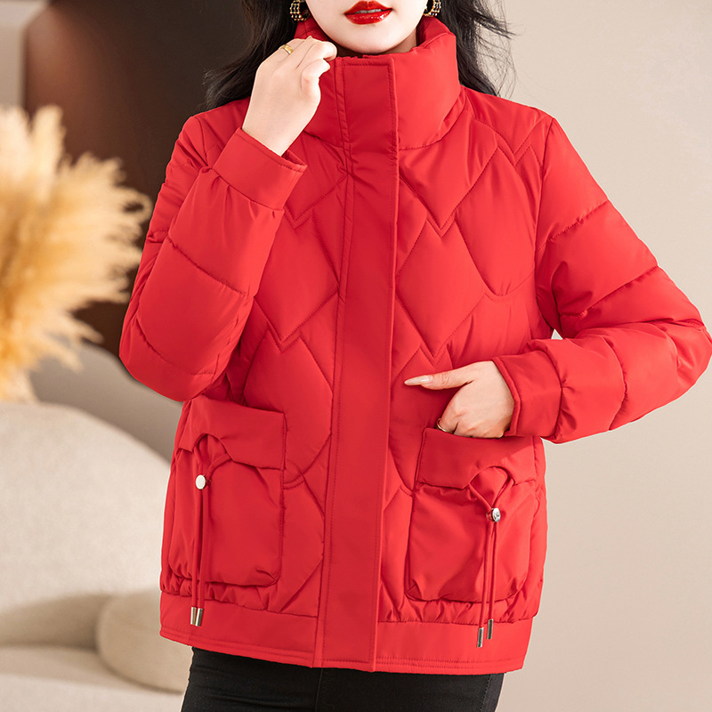 Comercio exterior ropa de algodón para mujeres 2025 nueva ropa de algodón corta de tamaño grande para mujeres chaqueta de invierno chaqueta de algodón pequeño lote image 9