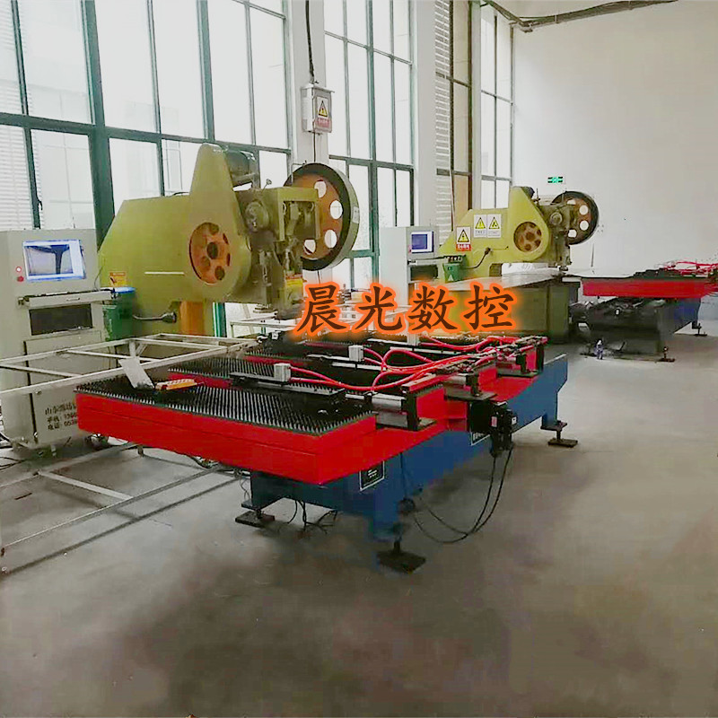 2500*1250机箱机柜板材冲床送料机   江西百叶窗自动送料冲孔机