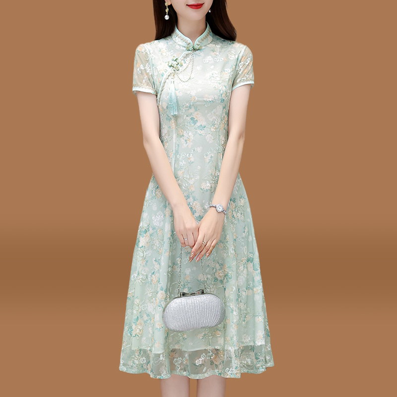 New Chinese-Style Modified Qipao Dress for Women, Summer 2025 New Model, National Style, Light Luxury, High-End Banquet, Mother's Graduation Ceremony Dress New Chinese-Style Modified Qipao Dress for Women, Summer 2025 New Model, National Style, Light Luxury, High-End Banquet, Mother's Graduation Ceremony Dress