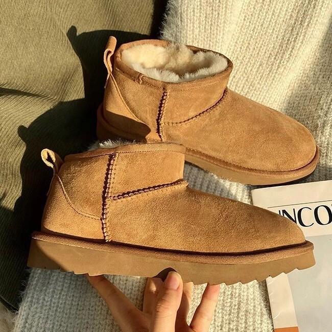 Sheep Fur All-In-One 2025 Winter New Mini Fashion Short Snow Boots Fleece-Lined Warm Short Boots Cotton Shoes for Women