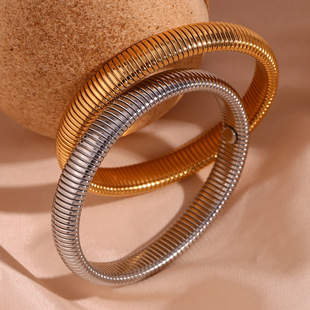 European and American Fashion Simple Niche Bracelet Jewelry Stainless Steel Plated 18K Gold 10mm Single Layer Elastic Snake Chain Bracelet for Women