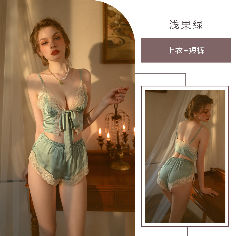 1643#Light fruit green