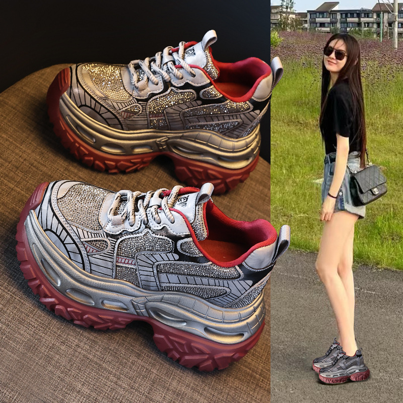 Giày thể thao nữ đế dày đính đá phong cách bố, đế platform 9 cm — súng đỏ