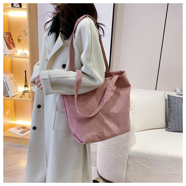 Fashion Personality Shoulder Bag New Canvas Casual Handbag Simple Fashion Bag display picture 1