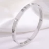 Серебристый, 10 камней (6 мм)