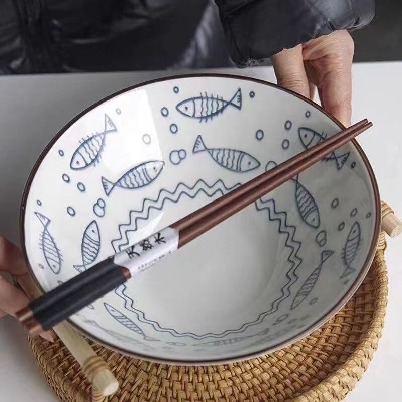 Simple Japanese-Style Ramen Bowl for Home Use, Trendy Tableware, Ramen Bowl, Ceramic Bowl, Commercial Use, Conical Soup Bowl, Lots of Fish