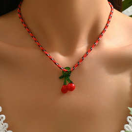 复古红手工编织项链女欧美夏季百搭琉璃绿叶樱桃可爱吊坠锁骨链女