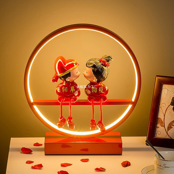 Прикроватная лампа, лампа для спальни, лампа для приданого, праздничная лампа, свадебная настольная лампа с длительным сроком службы, лампа для невесты, пара для свадебной комнаты, красный