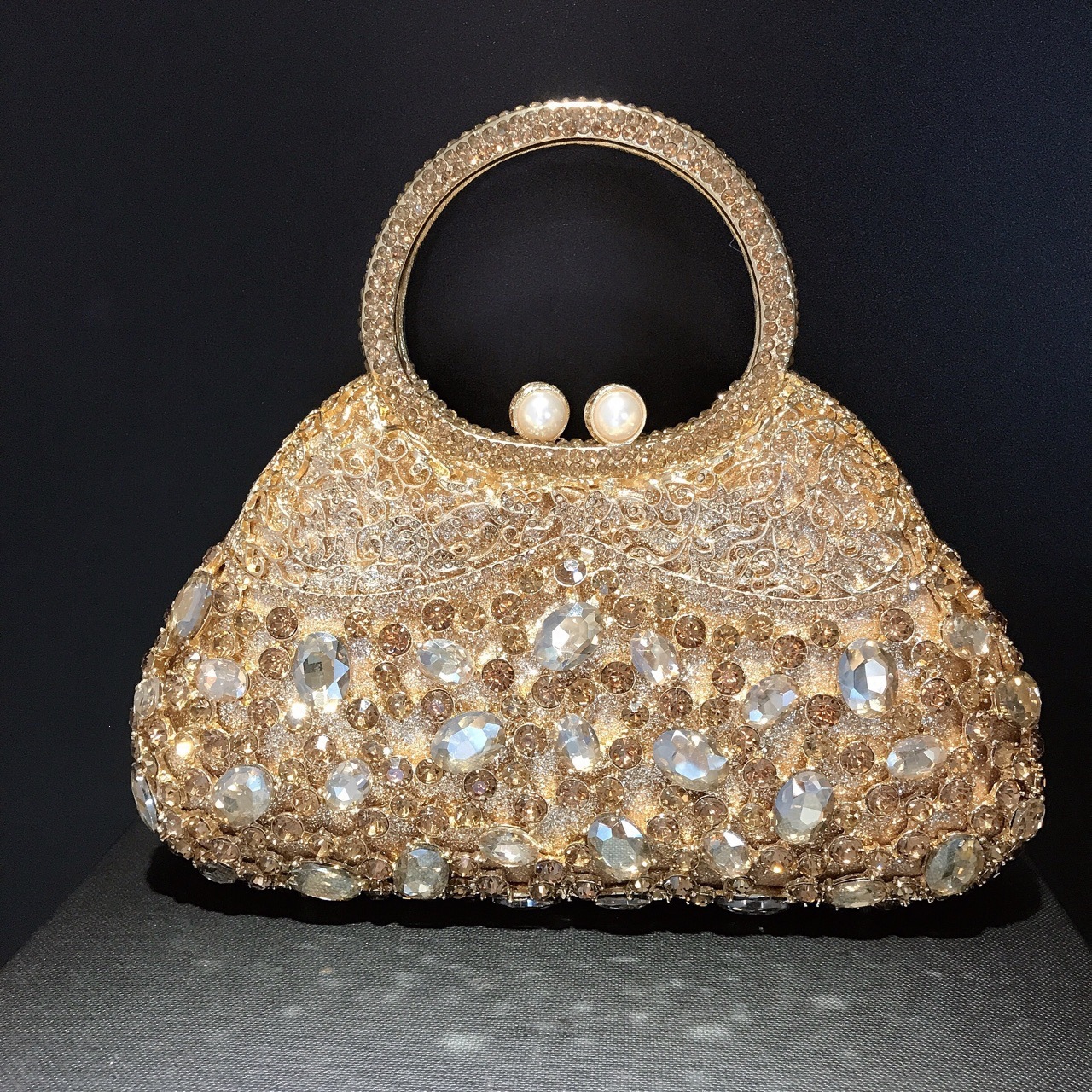 Nuevo paquete de diamantes transfronterizo bolsas de diamantes de banquete europeas y americanas bolsas de mano de hombro de cadena de oro bolsas de mano de gran capacidad