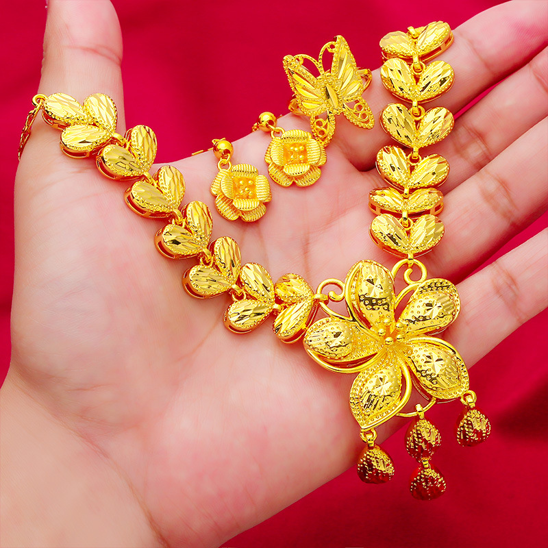 Las mujeres de oro pétalo collar Boda boda estilo étnico collar de imitación de oro Latón chapado en oro collar de oro al por mayor