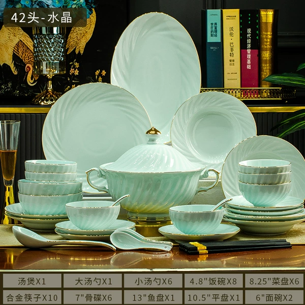 42-piece crystal set
