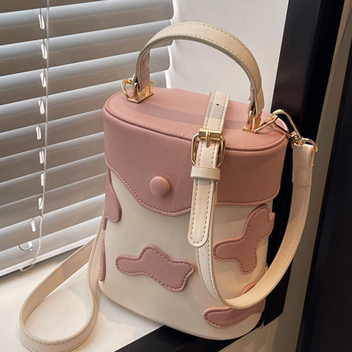 Κορίτσι χαριτωμένο μικρό 2024 νέα άνοιξη/καλοκαίρι χειρός κυλινδρική ευέλικτη τσάντα χιαστί με έναν ώμο_voghion.com