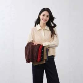 女式针织衫;女式马甲;毛衣