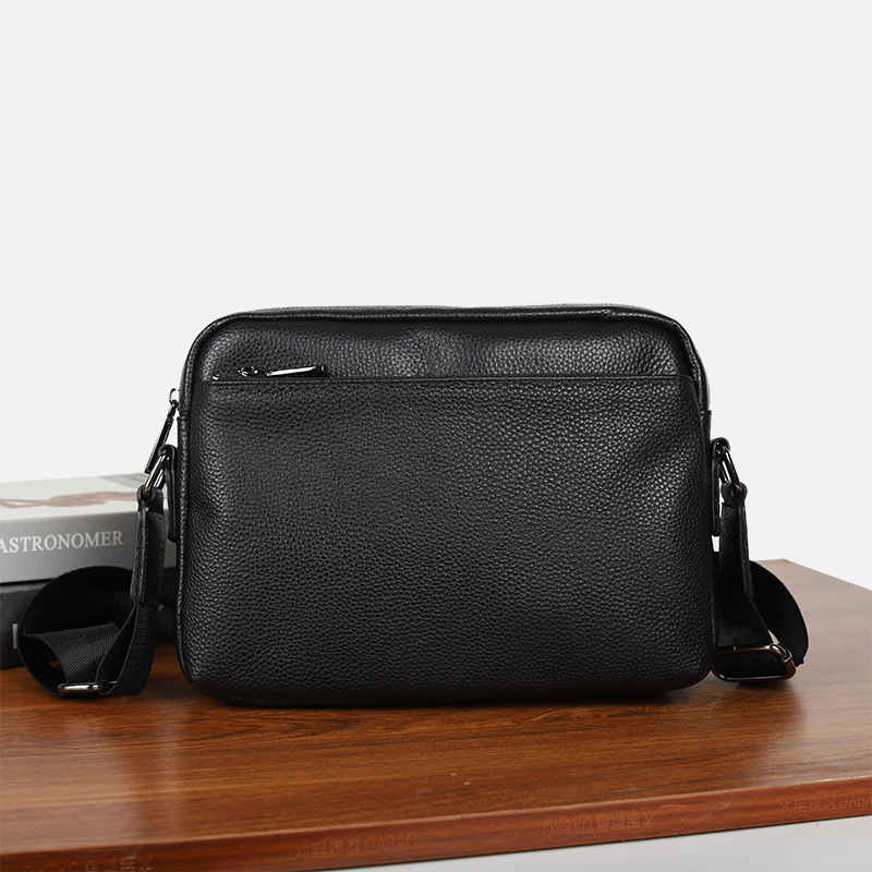 New fashion genuine leather men's bag large capacity Men's shoulder bag first layer cowhide messenger bag one-piece delivery