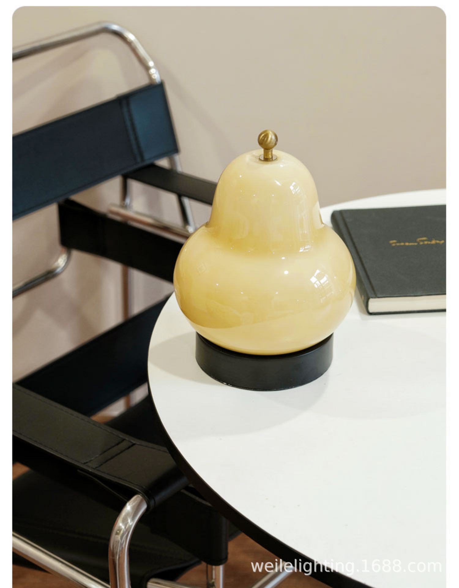 Pear Table Lamp Image 3