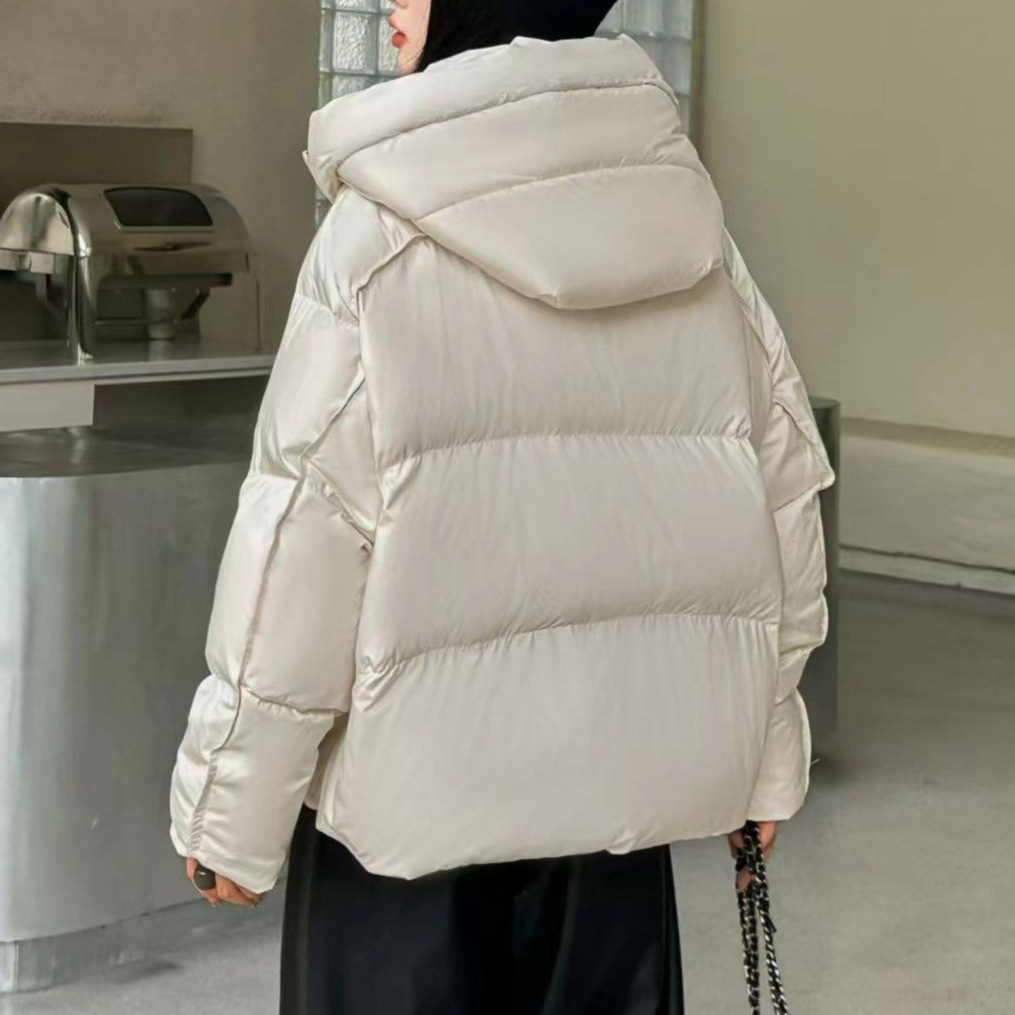 하얀색