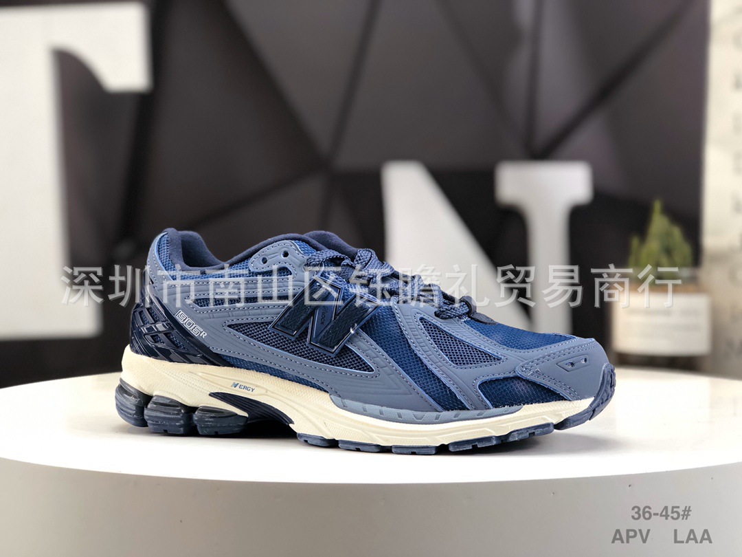 사파이어 블루