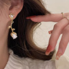 Retro white acrylic small design universal advanced earrings, French retro style, simple and elegant design
