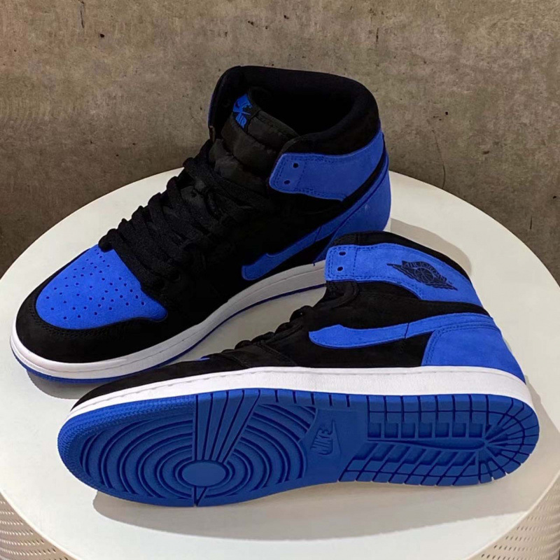High-Quality Aj Replica Basketball Shoes with Reverse Police Light Design, Non-Slip and Wear-Resistant Casual Sports Shoes, Patent Leather High-Top Outdoor Trendy Shoes High-Quality Aj Replica Basketball Shoes with Reverse Police Light Design, Non-Slip and Wear-Resistant Casual Sports Shoes, Patent Leather High-Top Outdoor Trendy Shoes