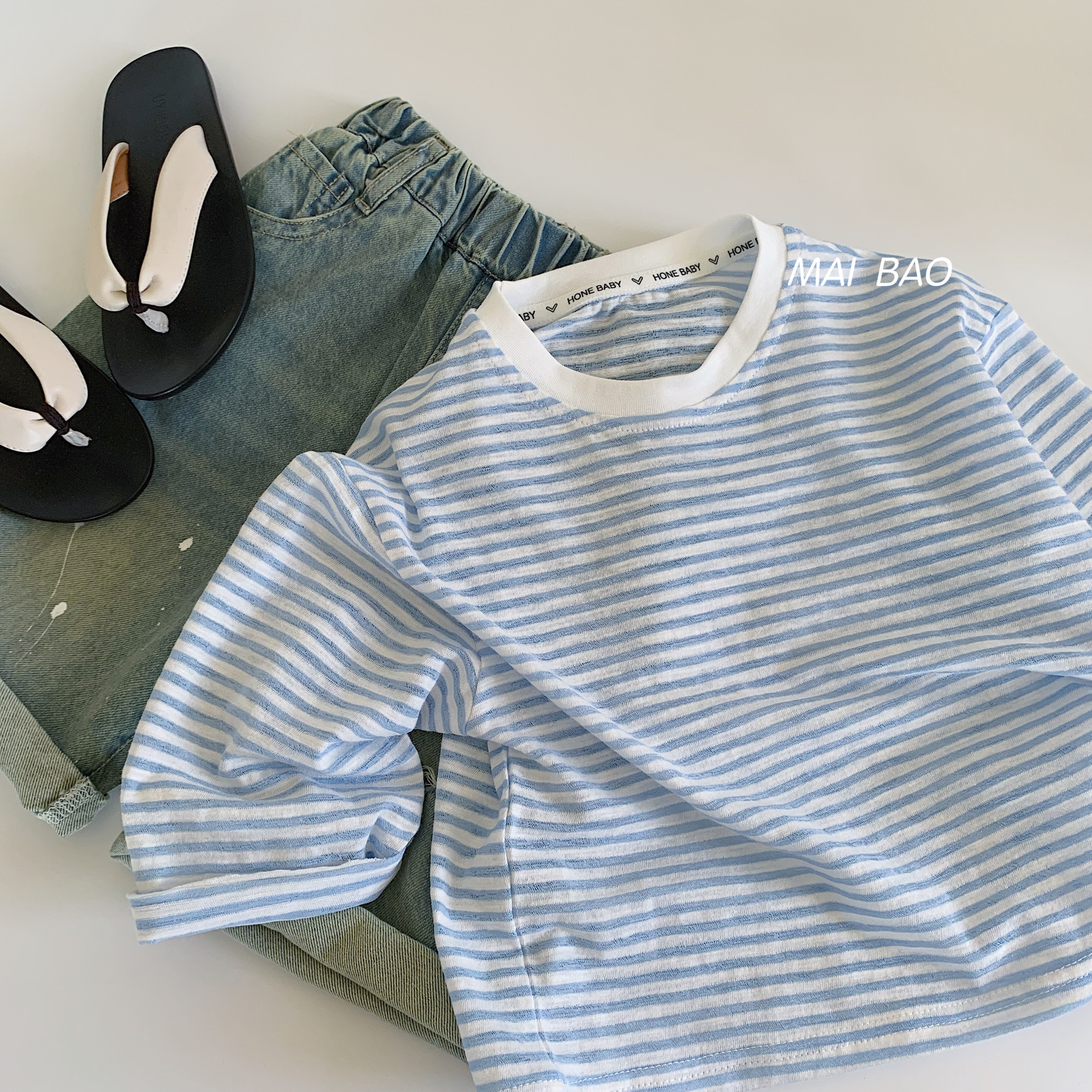 Ropa de protección solar de manga larga de verano para niños Maibao 2025 nueva ropa coreana de aire acondicionado fino a rayas para niños y niñas