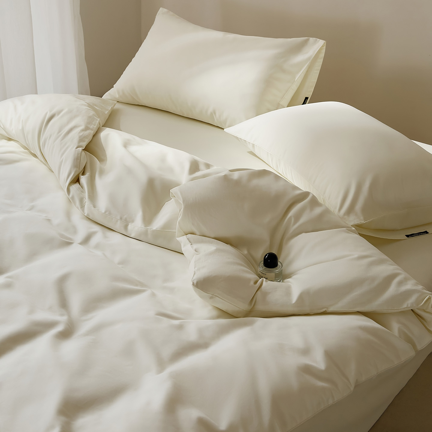 Yunqi-soft mist white / 0.9-1.2m bed [sheet type] three-piece quilt cover 150*200cm sheets 180*230cm pillowcase 48*74cm