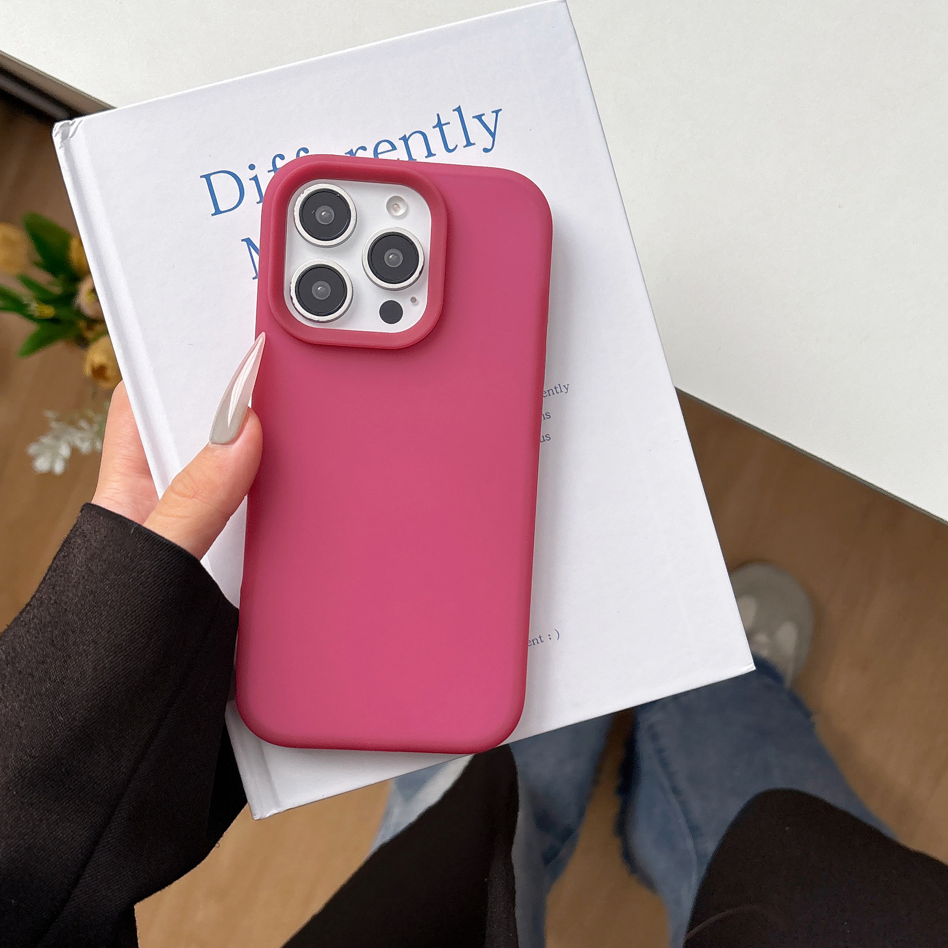 Simple color puro sentido de la piel gelatina color puro iPhone16ProMax funda para teléfono móvil 14 para Apple 15 pareja 13 suave