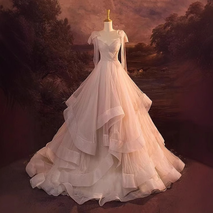Vestido de noche para mujer, nuevo estilo de verano 2026, elegante vestido color champán para fiesta anual, actuación vocal y rol de anfitriona.
