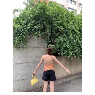 �nϵ���������ɫӡ���첱�U�I��Ҏ�t���´�¶���o�䱳��Ů�ļ�