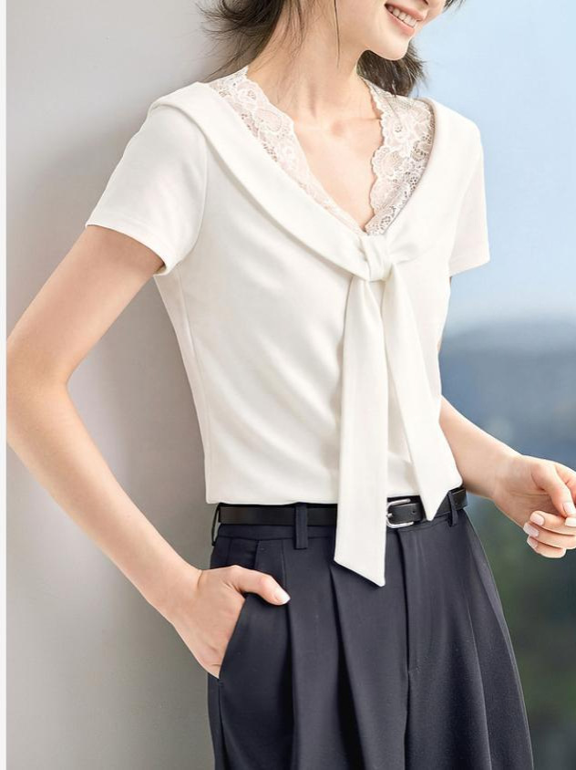 Áo thun nữ cổ thuyền trưởng ren phối dây rút tay phồng form vừa — xanh lam, màu trắng
