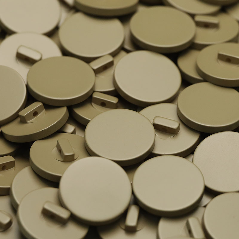 Plana pintada redonda de alta pierna botón abrigo resina rompevientos abrigo botón traje hebilla gemelos en stock al por mayor