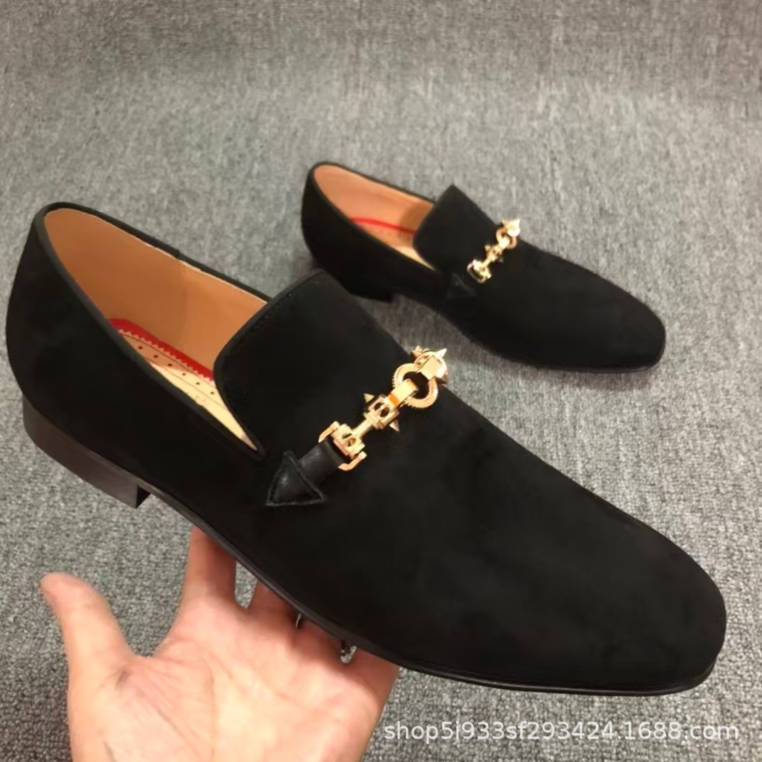 Leather Shoes, Business Formal Wear, European Red-Soled Shoes, British Men's Height-Increasing Pointed-Toe Shoes, Casual Men's Shoes, Foreign Trade Rivet Shoes