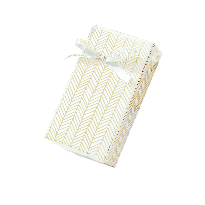 Amazon venta caliente de papel de gran tamaño de papel de papel de bronce estampado dorado ondulado punto inclinado banda de regalo papel de embalaje mayorista
