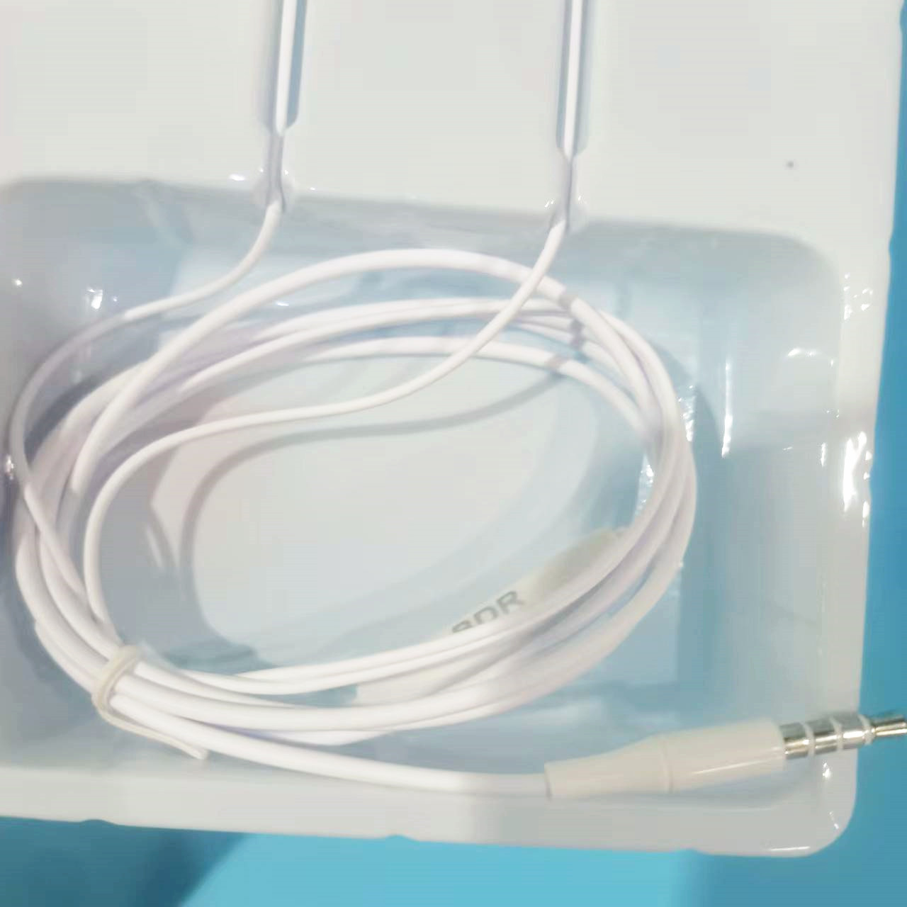 Half-in-ear exquisite large box packaging colorful wire control 3.5mm headphone quality stereo headphones