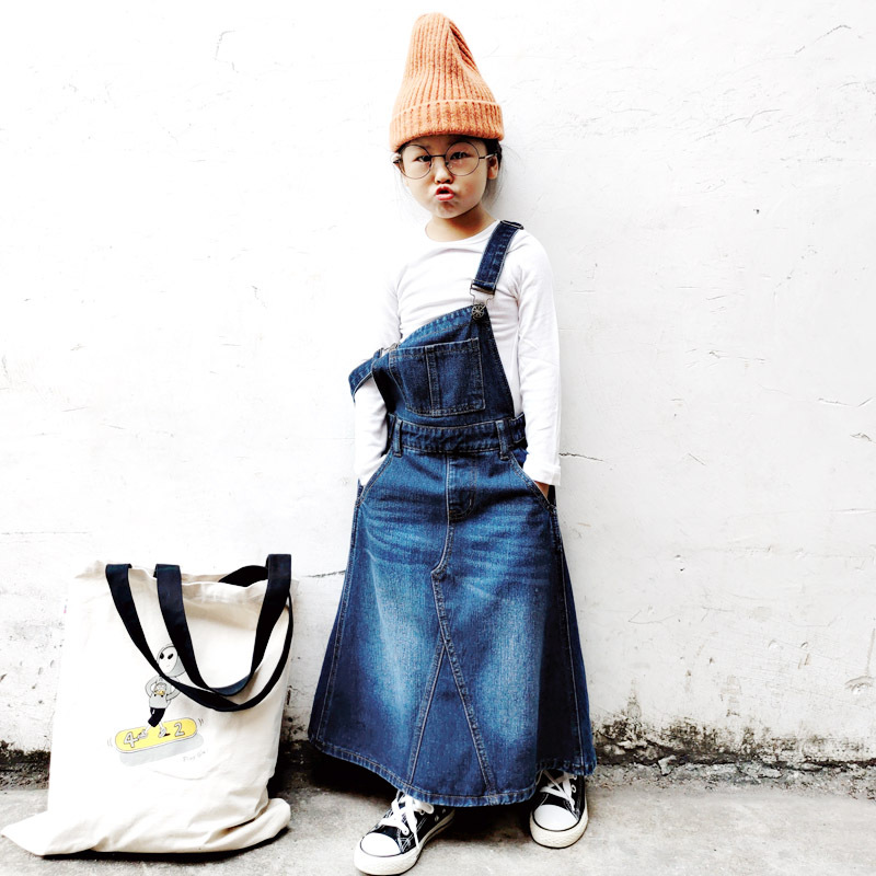 21041 overalls skirt t.jpg