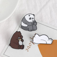 Cute Japanese-style alloy brooch, super cute white and brown bear couple pins, cartoon personality badges, student accessories, gifts