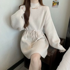 半高领镂空针织连衣裙女2025秋冬新款慵懒风宽松收腰系带毛衣裙潮