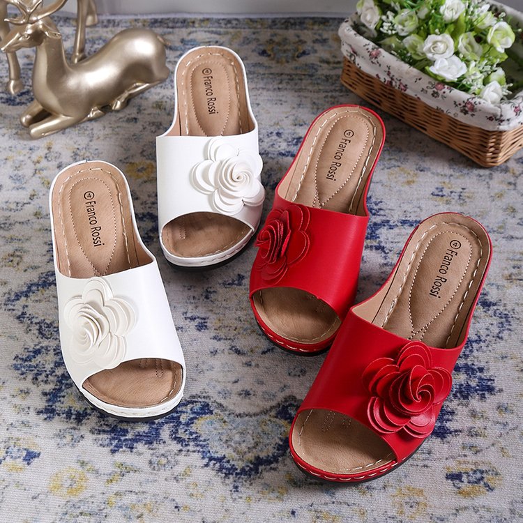 Cross-border foreign trade plus size high heel solid color slippers 2023 new European and American chunky heel one-line peep toe Roman sandals