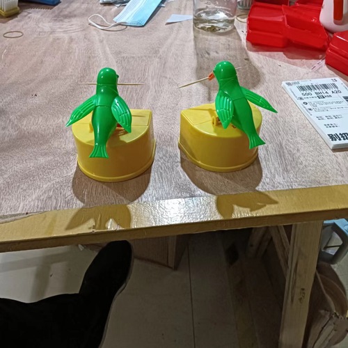 Creative Smart Toothpick Can Cute Bird Toothpick Box Tube Squeeze Type Toothpick Box Home Living Room Toothpick Storage Box