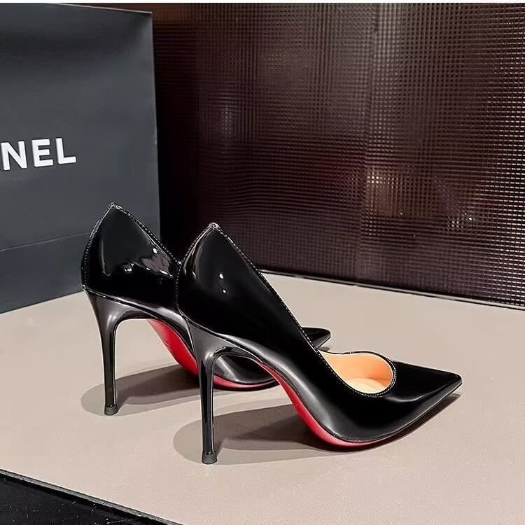 Black High-Heeled Shoes for Women, Thin Shallow Mouth, Pointed Toe, Red Sole, Professional Single Shoes, 2025 New Model, Sexy and Elegant, Patent Leather, Split Toe Black High-Heeled Shoes for Women, Thin Shallow Mouth, Pointed Toe, Red Sole, Professional Single Shoes, 2025 New Model, Sexy and Elegant, Patent Leather, Split Toe
