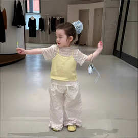 韩国童装夏季女童韩版女宝宝吊带上衣蕾丝半袖T恤波点裤三件套