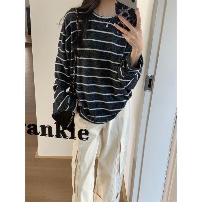 ラウンドネックコントラストストライプ起毛長袖Tシャツレディース秋冬カジュアル韓国風レイジースタイルルーズインナートップトレンディ|undefined