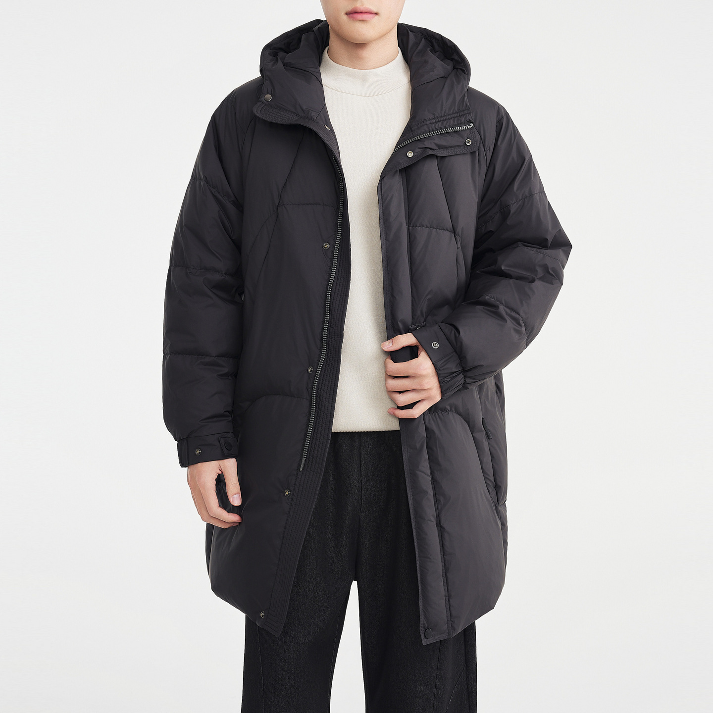 Áo khoác parka nam dáng dài có mũ trùm, tay raglan, chất liệu lông vũ chống gió — màu đen