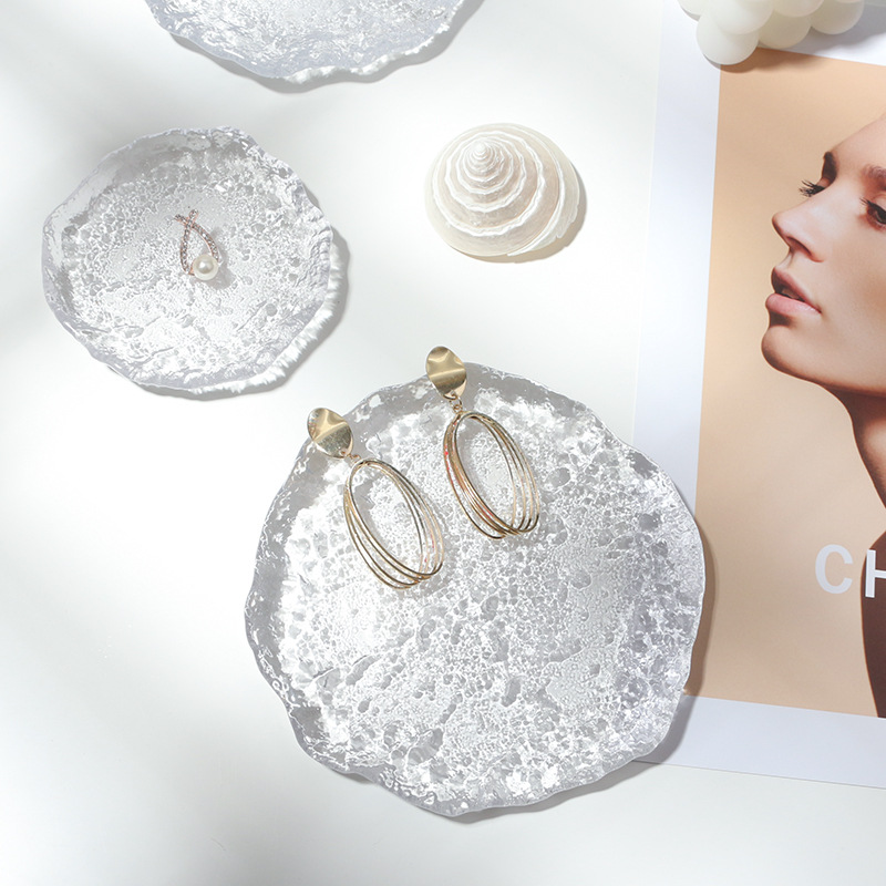 Ins Irregular Shaped Glass Plate Accessories Jewellery Nail Photo Props Photographic Background Cloth Transparent Storage Tray display picture 3