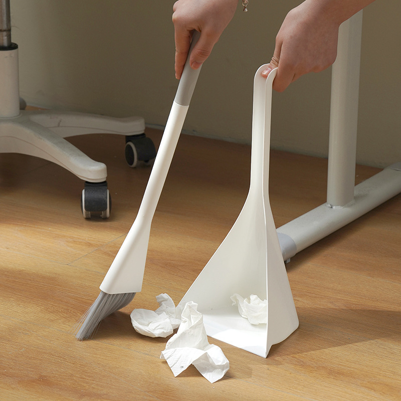 Jinhuida New Household Kidsren's Broom and Dustpan Set Combination Japanese Mini Gap Plastic Brush Kworld