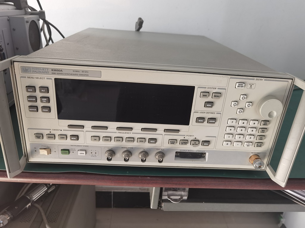 上门回收惠普信号发生器 HP83650B 50GHz 83650A 83650L 83640B