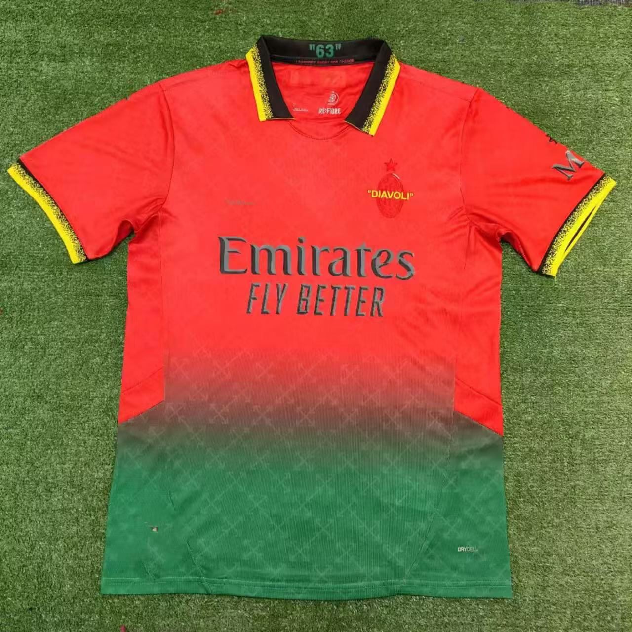 Una generación de uniformes de fútbol, nuevos uniformes de entrenamiento, camisetas, Italia AC, Barcelona, Real Madrid, Brasil, Japón, Ajax