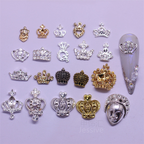 mixed metal accessory for manicure